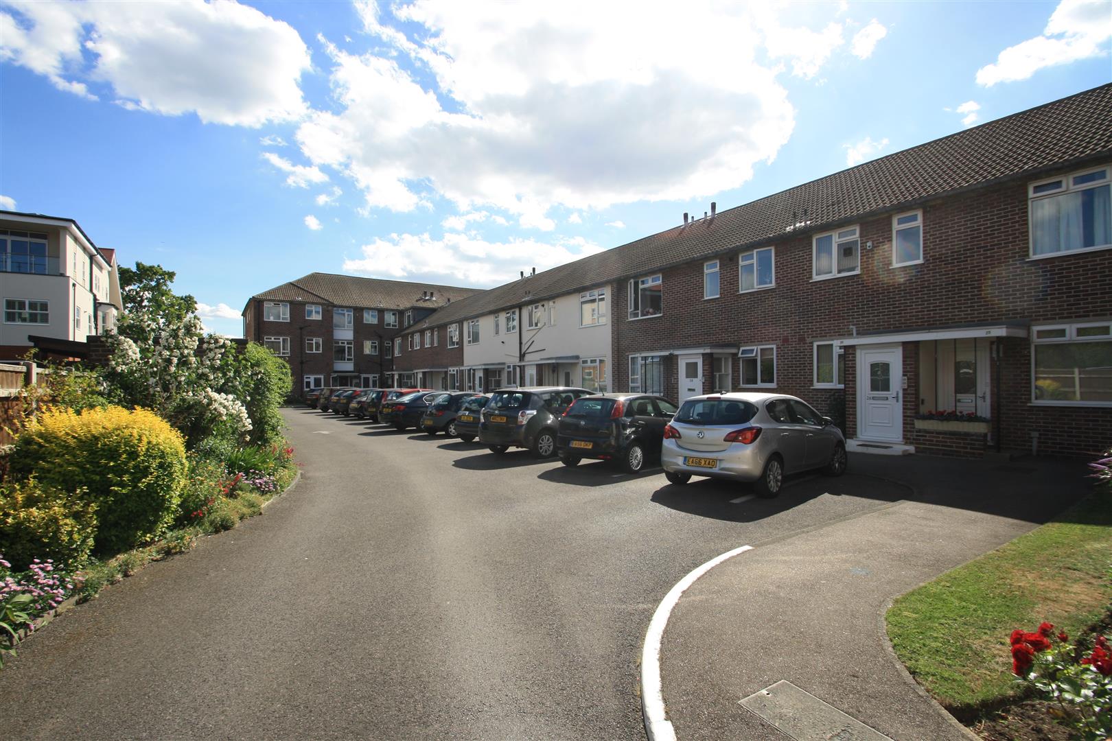 Appointmoor Winton Lodge, Imperial Avenue, Chalkwell